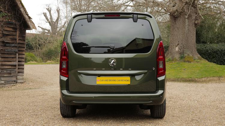Vauxhall COMBO LIFE ELECTRIC ESTATE 100kW Ultimate XL 52kWh 5dr Auto
